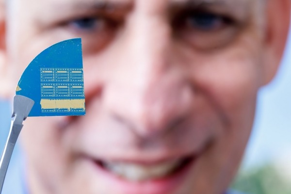 הטכנולוגיה שתוכל להקפיץ אותנו לדור הבא בסמארטפונים